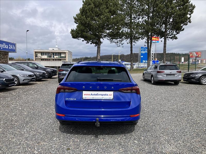 Škoda Octavia 2,0 WEBASTO,TAŽNÉ,MATRIX-BEAM - fotka 5 z 30