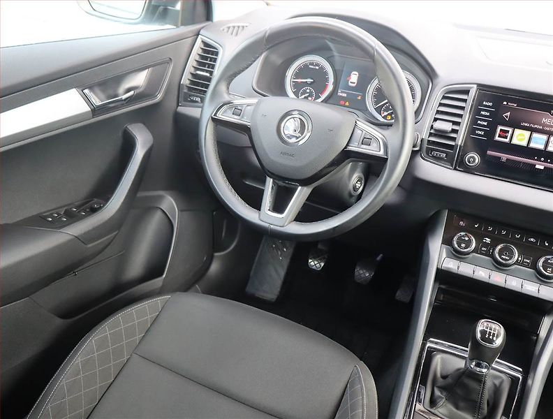Škoda Karoq (2020) 1.6 TDI, Tempomat - fotka 7 z 15