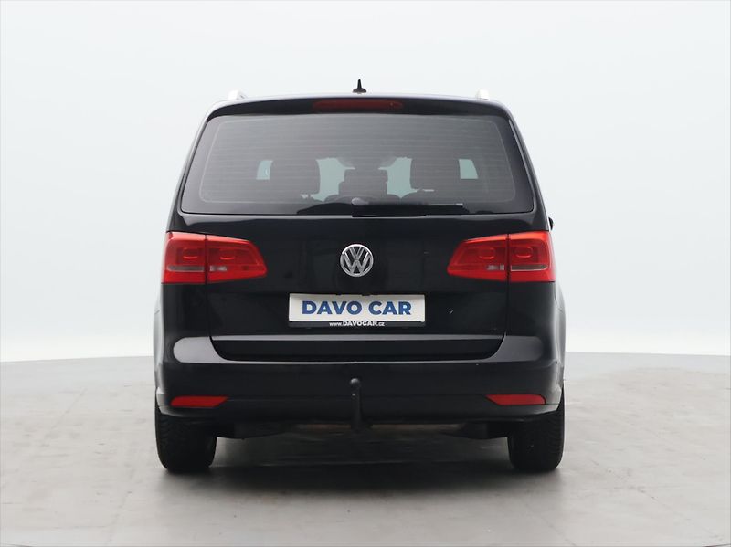 Volkswagen Touran 2,0 TDI 130kW Highline Xenon - fotka 6 z 26