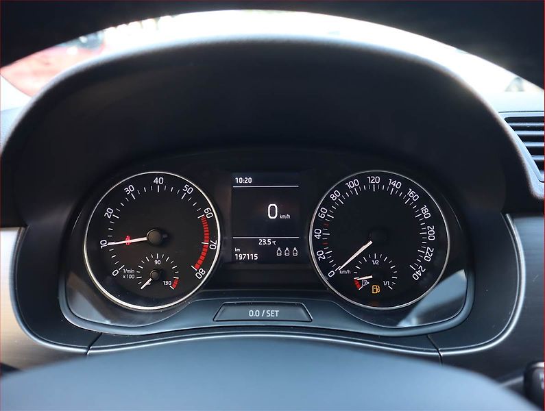 Škoda Fabia (2018) 1.0 TSI, Serv.kniha - fotka 11 z 17