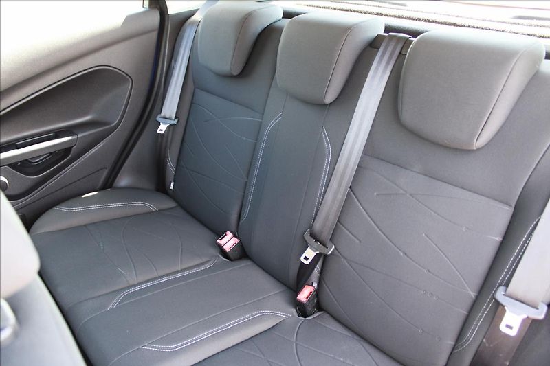 Ford Fiesta 1,0 EB KLIMA, TAŽNÉ, ALU - fotka 15 z 20