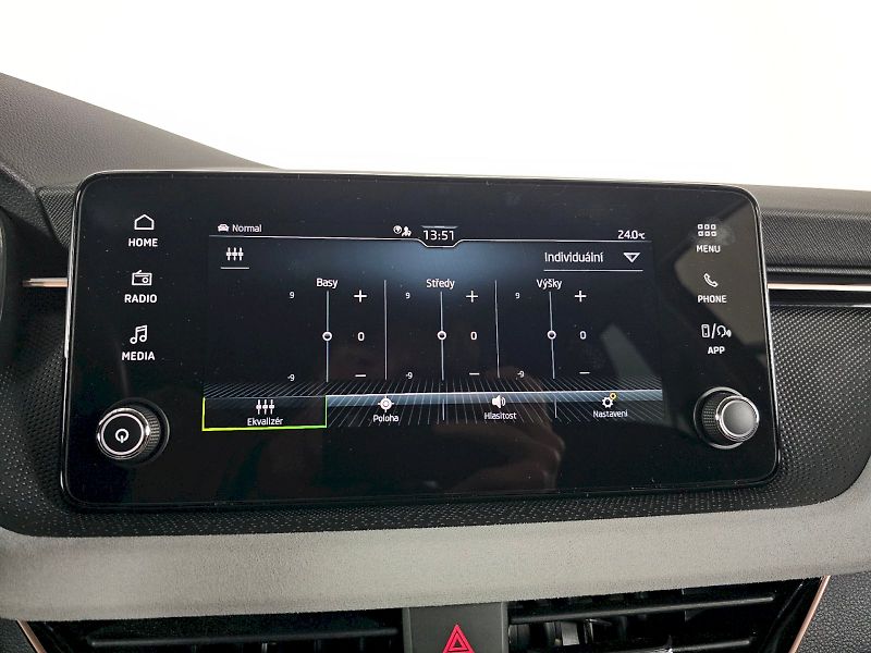Škoda Kamiq (2025) 1.0TSi 85kW TOP SELECTION TAŽN - fotka 13 z 35