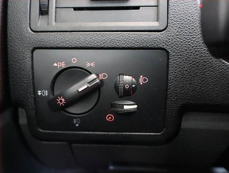Ford C-MAX (2010) 1.6 TDCi, po STK, Tažné - fotka 16 z 17