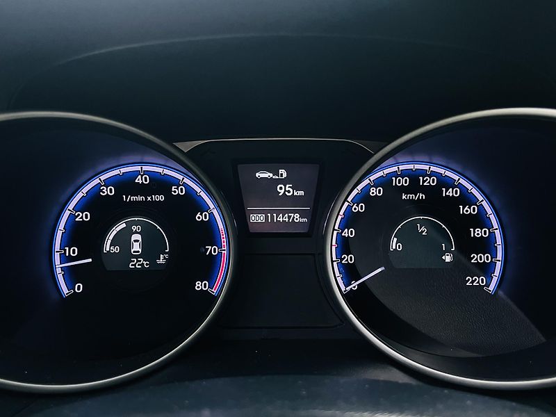 Hyundai ix35 2.0i 4x4 1MAJIITEL KAMER TAŽNÉ - fotka 43 z 46