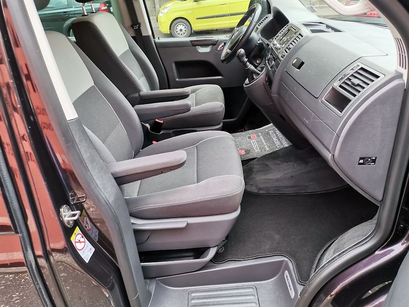 Volkswagen Multivan (2014) 2.0TDi 103kw 7m. NAVI PDC TZ - fotka 13 z 30