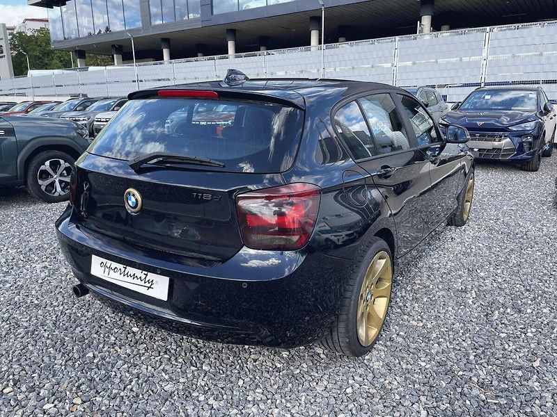 BMW Řada 1 (2012) 118 D,2.0,105kW - fotka 5 z 34