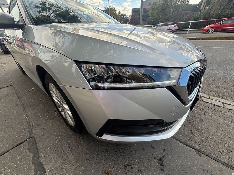 Škoda Octavia 2.0TDI/2021VIRTUAL.DPH.1MAJ.ZÁ - fotka 42 z 46