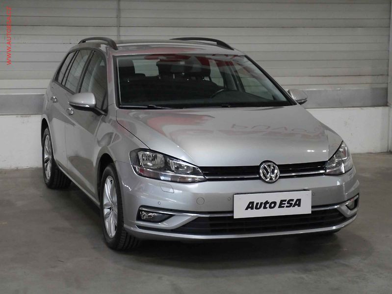 Volkswagen Golf (2018) 1.0 TSi Variant, DSG - fotografie inzerátu