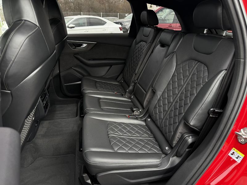 Audi SQ7 Quattro 320kW LASER/B&O/HUD - fotka 25 z 29