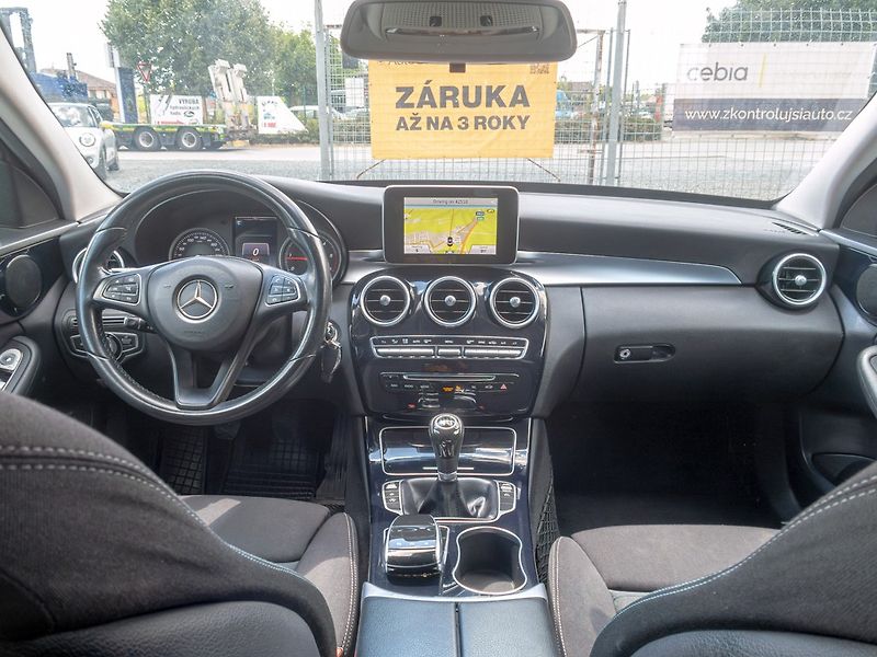 Mercedes-Benz Třídy C (2019) 220CDI LED – NAVIGACE - fotka 15 z 58