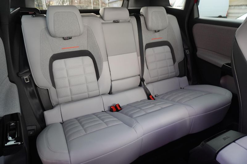 Citroën C5 Aircross (2026) MAX Hybrid 145k Automatic - fotka 12 z 14