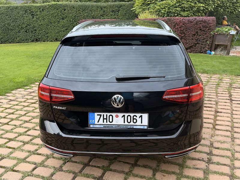 Volkswagen Passat Variant (2018) 2.0TDI,110kW,R-Line,TZ,2.maj. - fotka 4 z 18