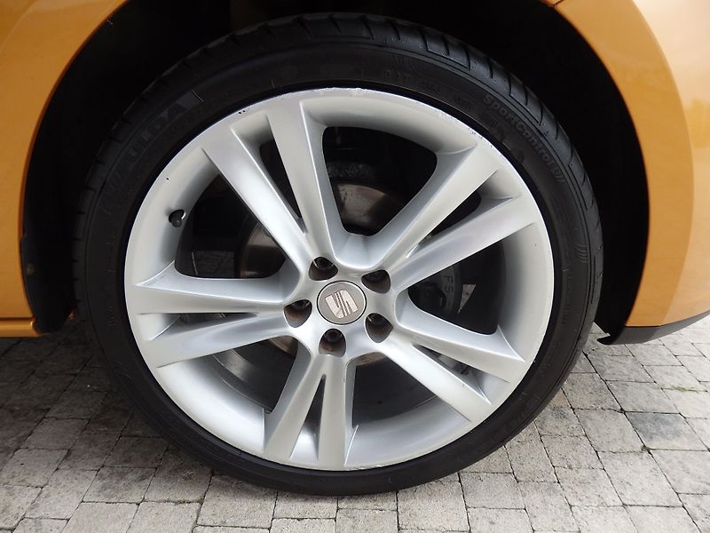 Seat Ibiza 1.2 TSI 77 kW ZÁLOHOVÁNO - fotka 14 z 16