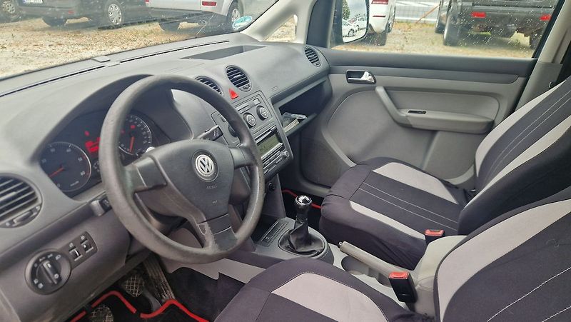 Volkswagen Caddy 1,9 TDI - fotka 7 z 9