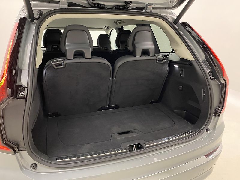 Volvo XC90 (2026) T8 AWD Plug-in BRIGHT PLUS 7m - fotka 24 z 73