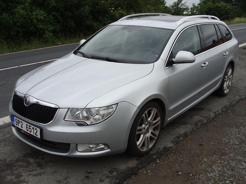Škoda Superb 2.0 TDi, 125 kW, 4X4, klima - fotka 1 z 30