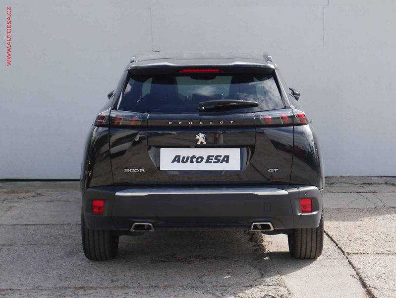 Peugeot 2008 (2019) 1.2 PT, GT, LED, AT, panor - fotka 5 z 16