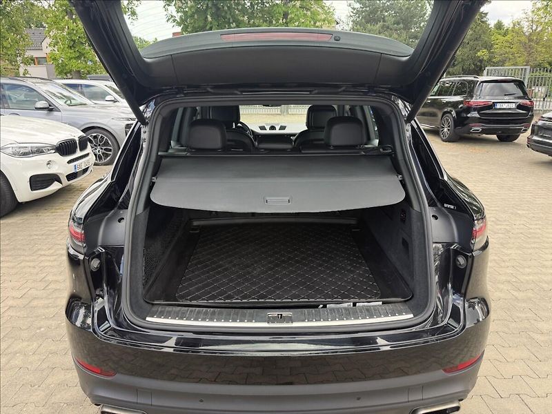Porsche Cayenne 3.0 V6 Sport chrono - fotka 25 z 26