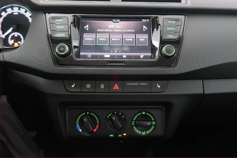Škoda Fabia (2019) 1.0 TSI, Tempomat - fotka 12 z 15