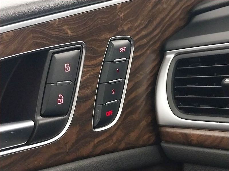 Audi A6 Allroad (2012) 3.0 TDI, 4X4, Automat - fotka 22 z 24