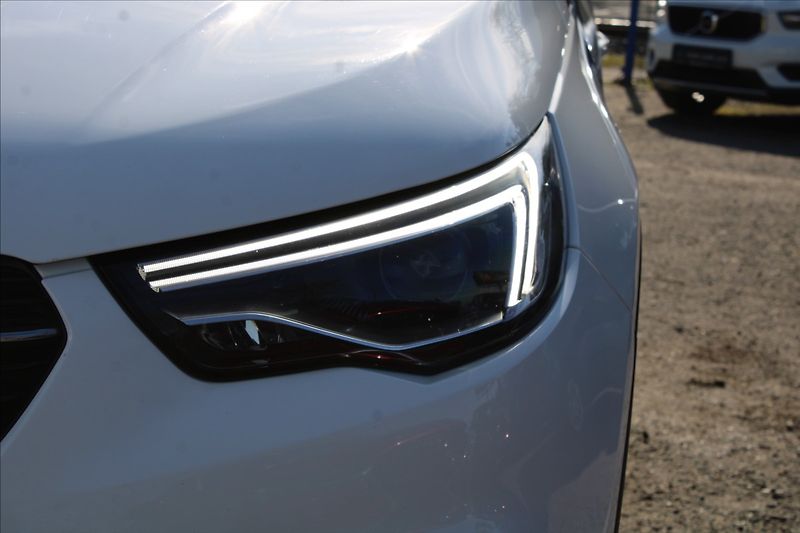 Opel Grandland X 1,5 CDTi  1.MAJ,A/T,INNOVATION - fotka 36 z 42