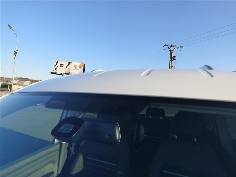 Volkswagen Caddy 2,0 TDI  Cup DSG - fotka 38 z 39