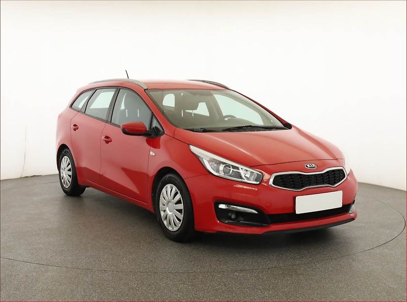 Kia Ceed (2016) 1.4 CRDi, Serv.kniha, po STK - fotka 1 z 15