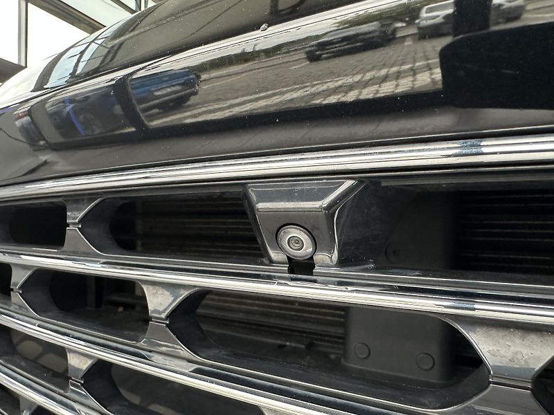 Ford Kuga Titanium X 2.5i HEV 190k aut - fotka 35 z 39