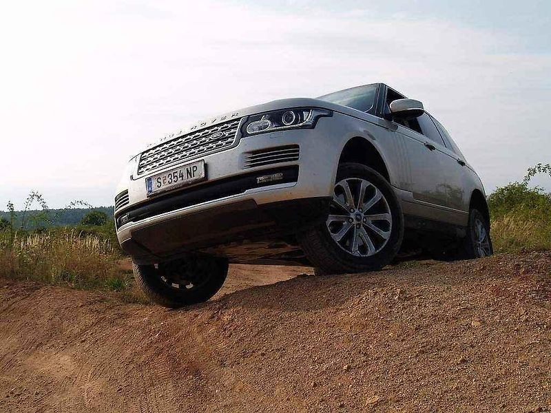 Range Rover.