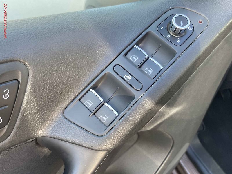 Volkswagen Tiguan (2012) 1.4 TSi, Sport, bixen, TZ, - fotka 13 z 18