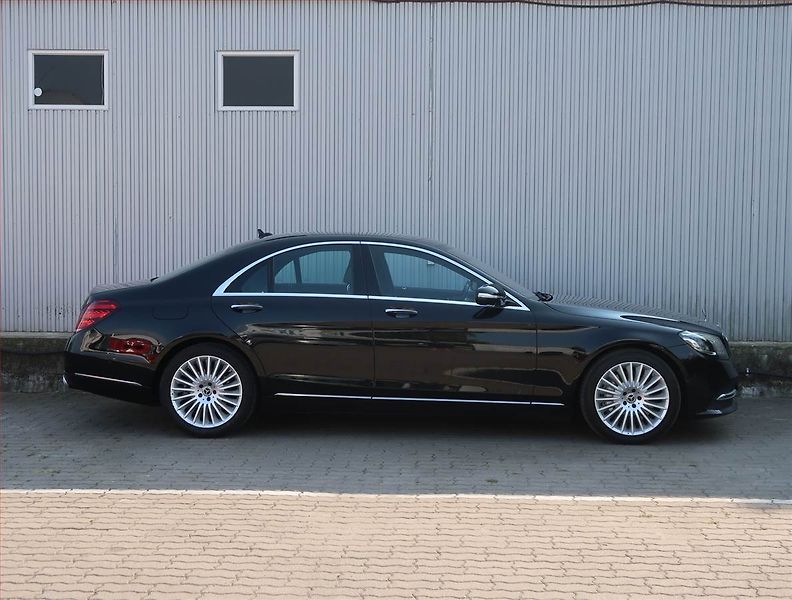 Mercedes-Benz Třídy S (2020) S 400 d 4MATIC - fotka 6 z 25