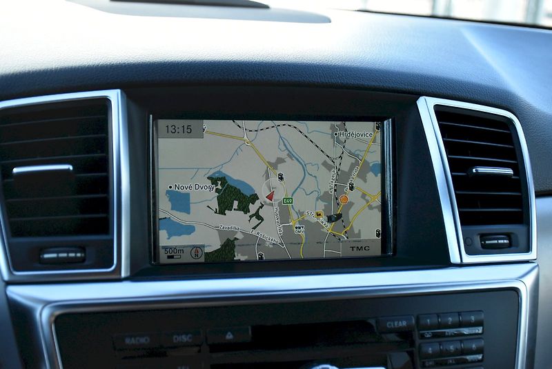 Mercedes-Benz Třídy M (2013) 3.0 Cdi 190kW 4x4 - fotka 18 z 31