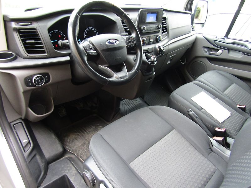 Ford Transit Custom (2019) 2.0 TDCi 96kW  9 MÍST - fotka 13 z 33