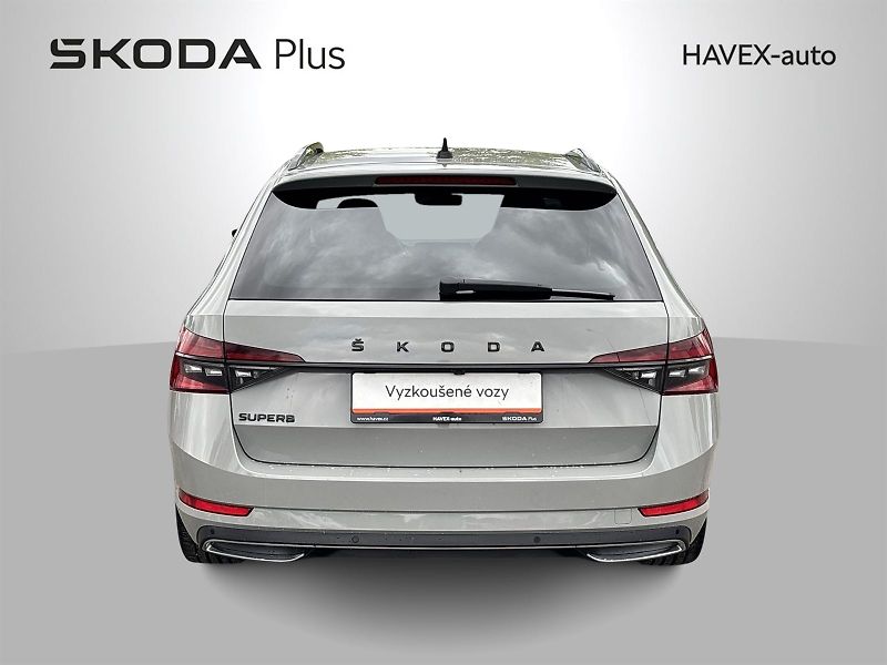 Škoda Superb (2023) Combi 2.0 TDI DSG Sportline - fotka 33 z 33