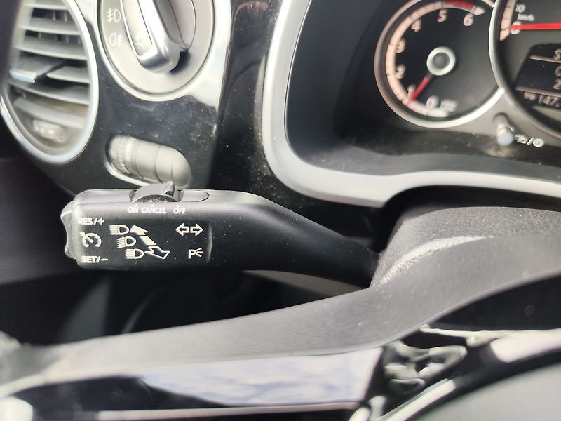 Volkswagen New Beetle 1.6 TDI/77kW Cabrio - fotka 28 z 33