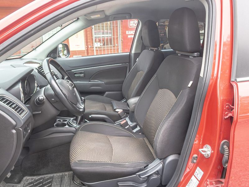 Mitsubishi ASX (2014) ČR 1.8D 110KW 4x4 – TV - fotka 13 z 52