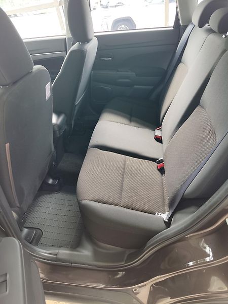 Mitsubishi ASX (2020) 2.0i 110kW Invite 2WD - fotka 8 z 20
