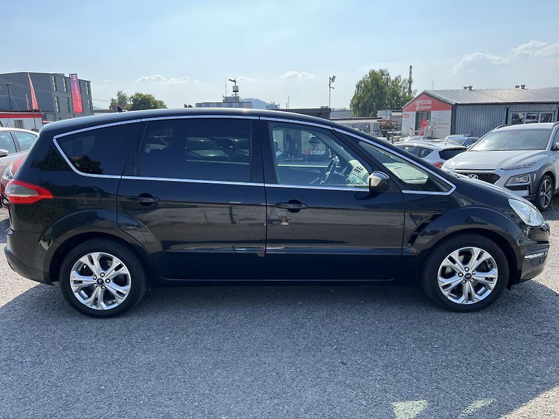 Ford S-MAX 2.2TDCi AUTOMAT NAVI KLIMA - fotka 8 z 44