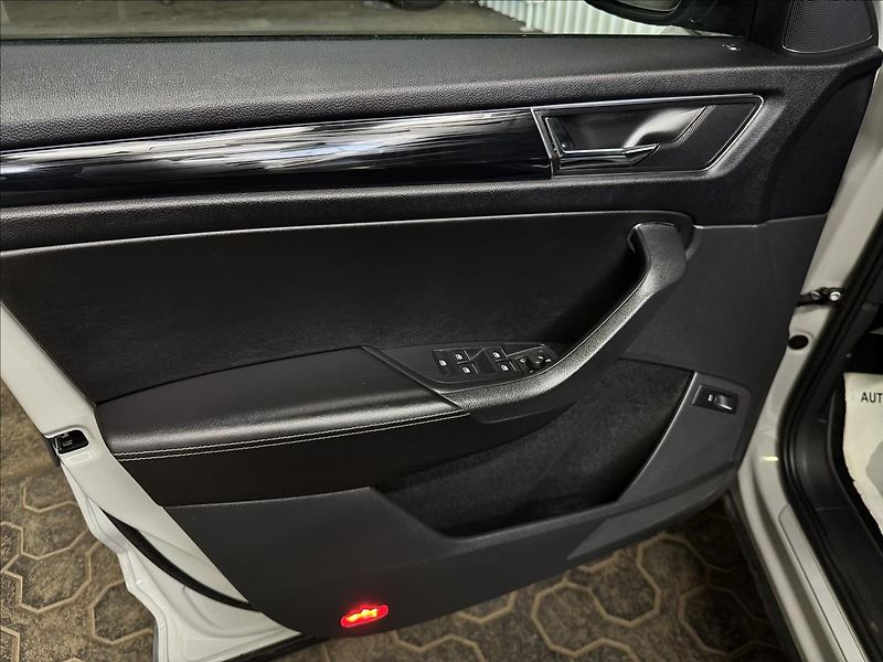 Škoda Kodiaq 1.5TSI Virtual Style LED - fotka 14 z 40