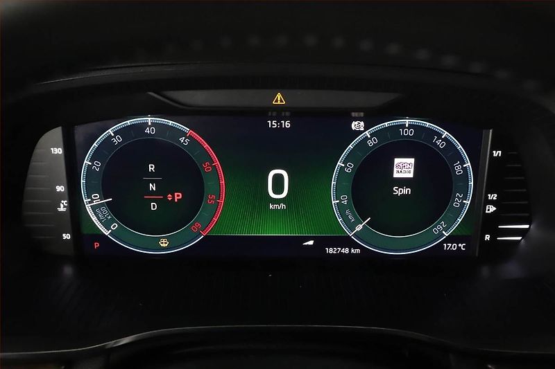 Škoda Octavia (2023) Scout 2.0 TDI - fotka 9 z 17