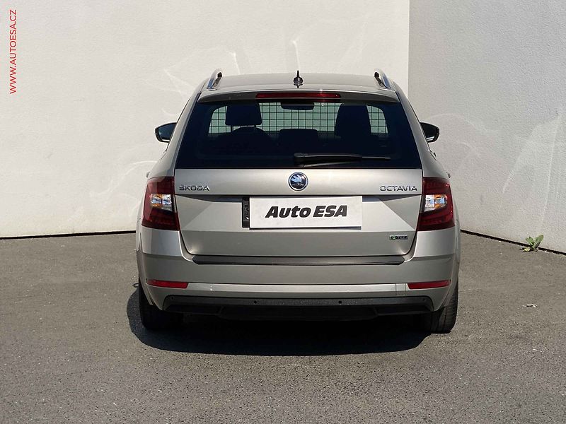 Škoda Octavia (2019) 1.5 TGi, Style, DSG, LED - fotka 5 z 19
