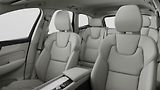 Volvo XC60 (2026) Plus Dark T6 335k,360kam, napp - náhled 7