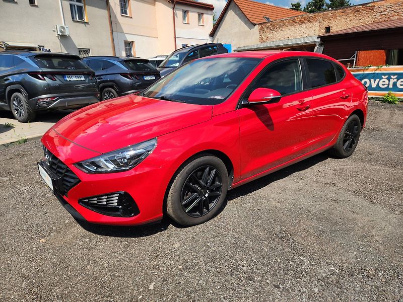 Hyundai i30 1.0-1.MAJITEL-AUTOMAT-KAMERA - fotka 4 z 12