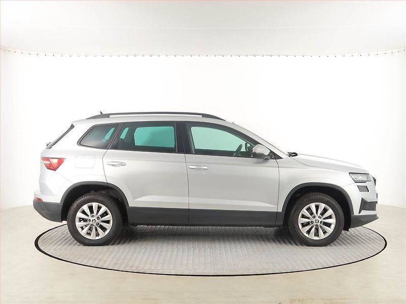 Škoda Karoq (2022) Ambition 2.0 TDI - fotka 6 z 23