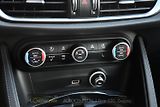 Alfa Romeo Stelvio 2.0T 16V 206kW VELOCE AT8 Q4 - náhled 27