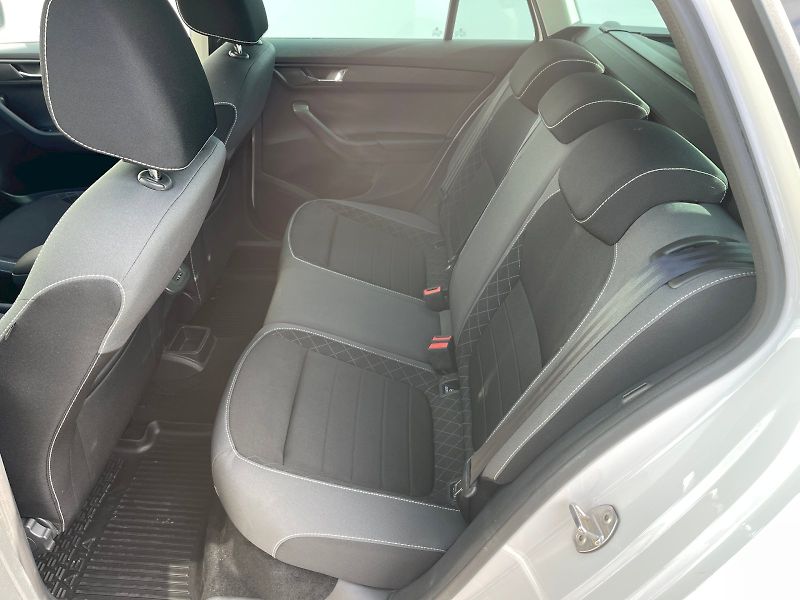 Škoda Fabia (2022) Combi 1,0 TSI / 70 kW Ambition - fotka 8 z 30