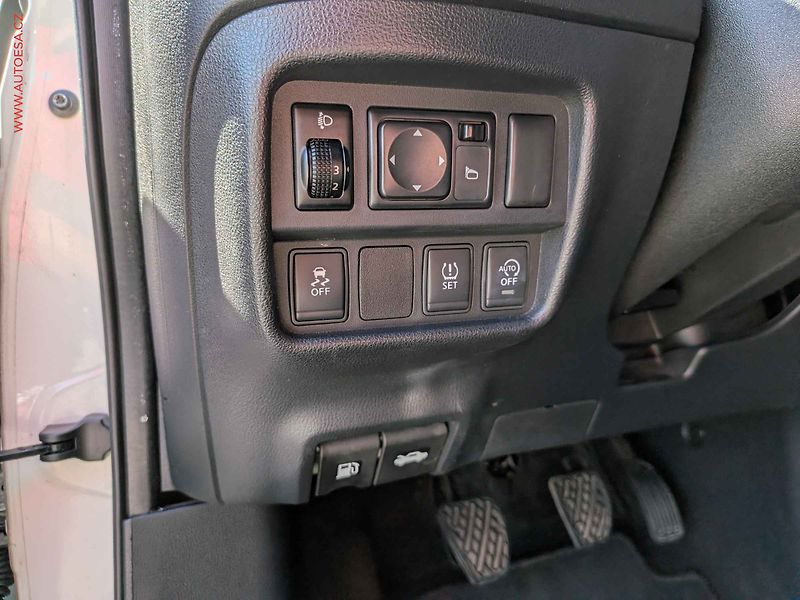 Nissan Juke (2018) 1.2 DIG-T, 2.maj,ČR, servis - fotka 12 z 16