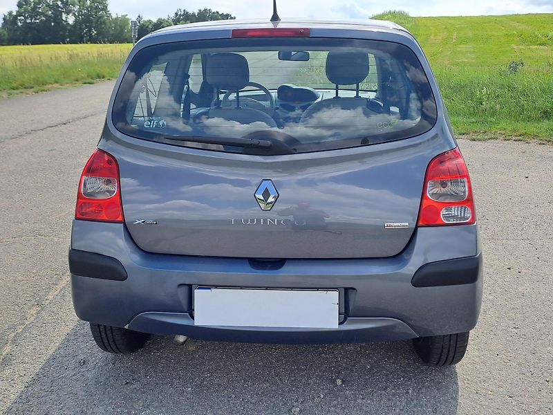 Renault Twingo 1.2 2 x KOLA, KLIMA - fotka 6 z 21