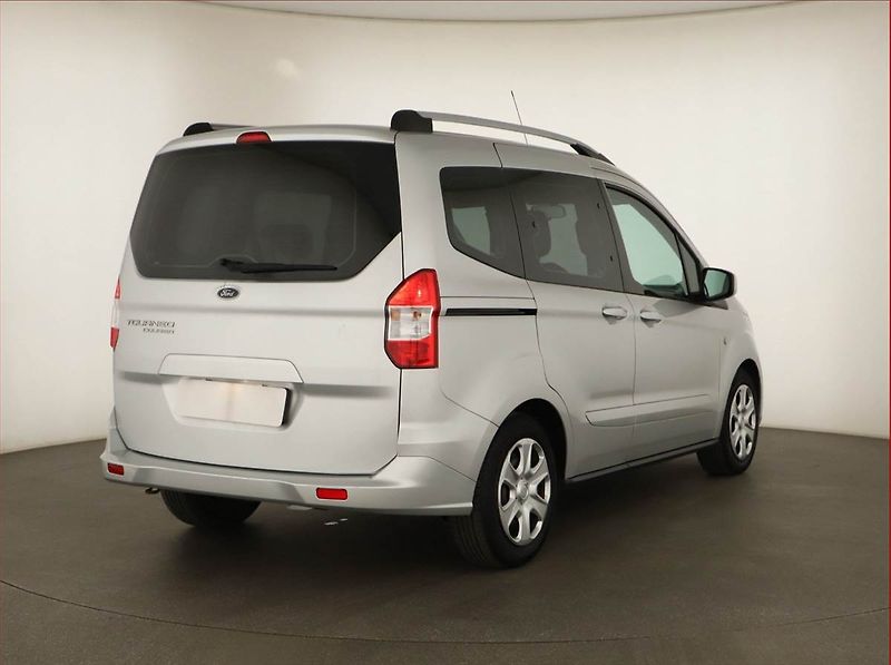 Ford Tourneo Courier (2018) Trend 1.0 EcoBoost, 5Míst, ČR - fotka 5 z 13