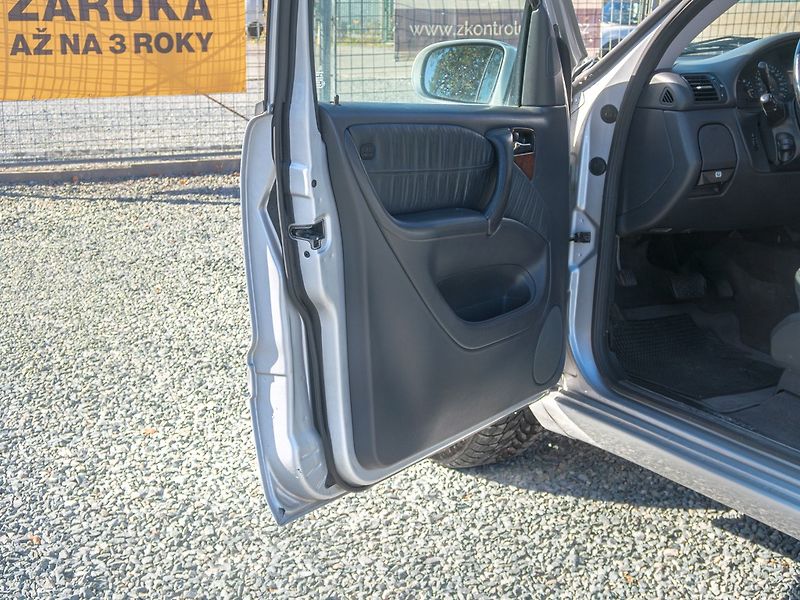 Mercedes-Benz Třídy M (2003) 270CDI 120KW – BEZ KOROZE - fotka 9 z 40
